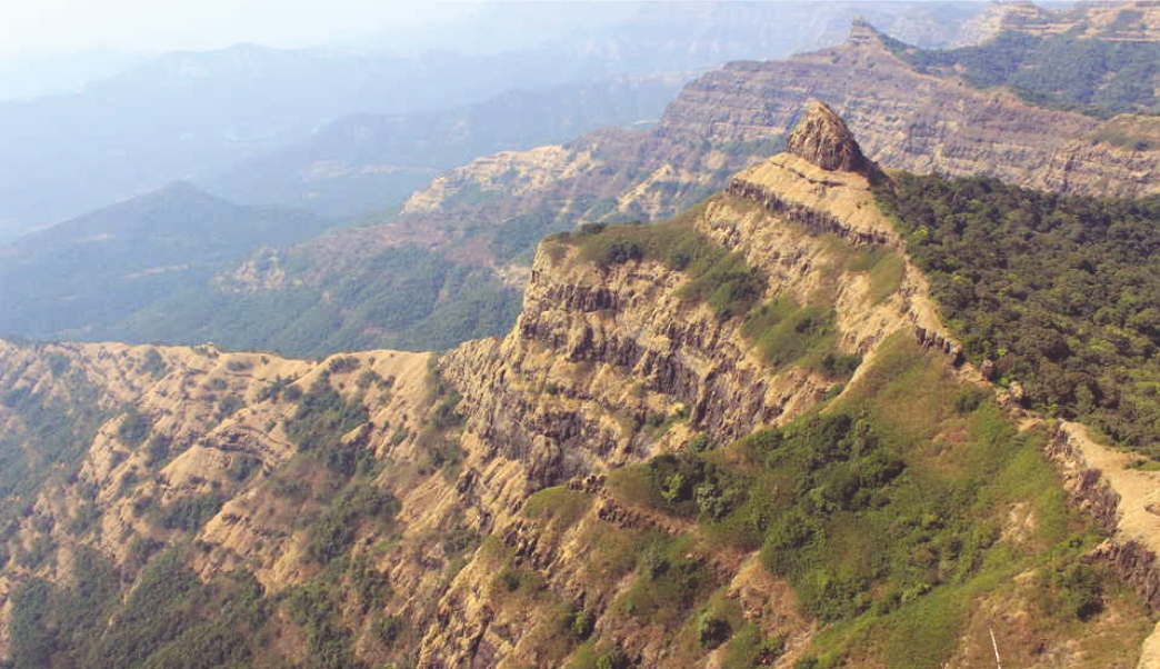 MAHABALESHWAR – VASOTA TREKKING-CUM-TRAINING EXPEDITION 2024 (By Maharashtra State)