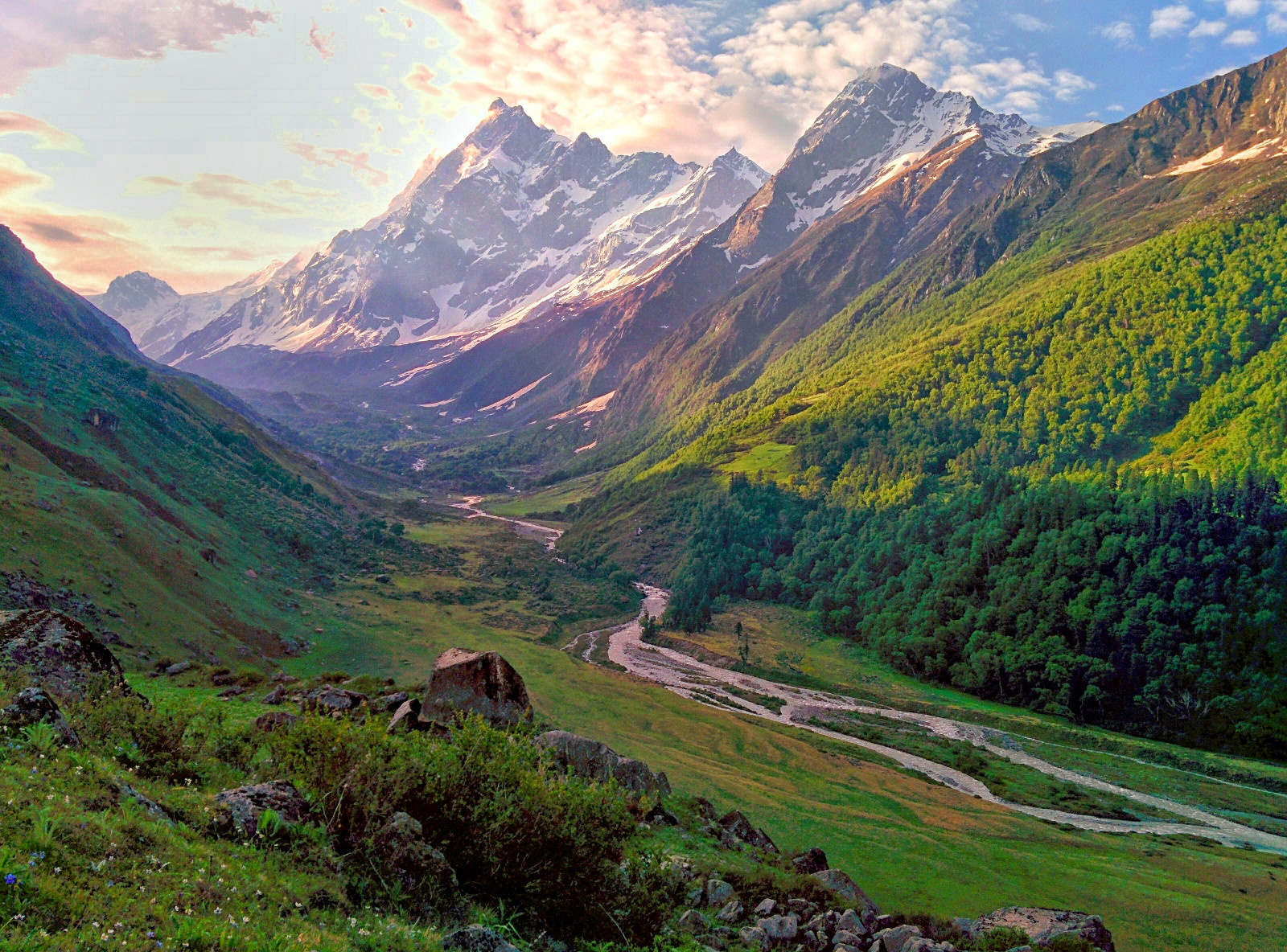 Har Ki Doon Trek 2025