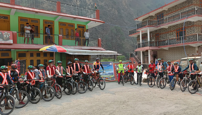 Mountain Biking Tirthan Valley Jalori Pass 2025