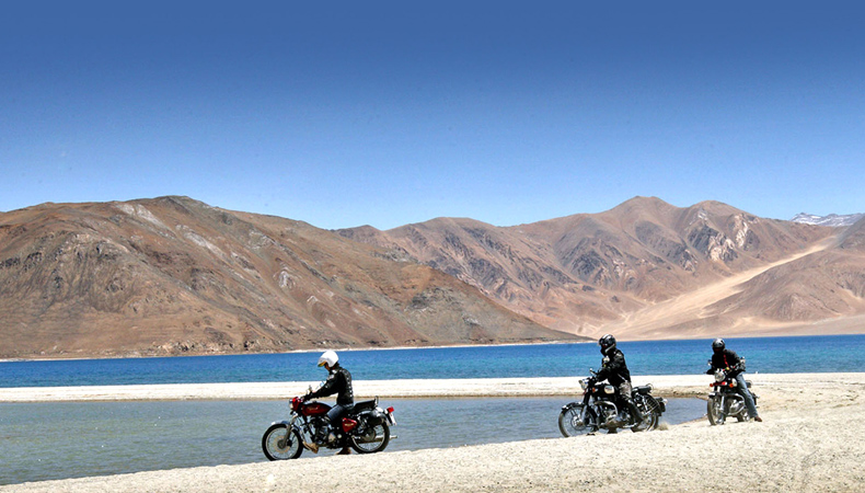 LEH COUPLE ADVENTURE MOTORBIKING CUM TRAINING EXPEDITION 2025